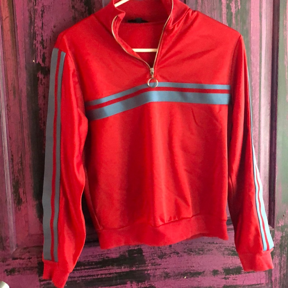 long sleeve pull over